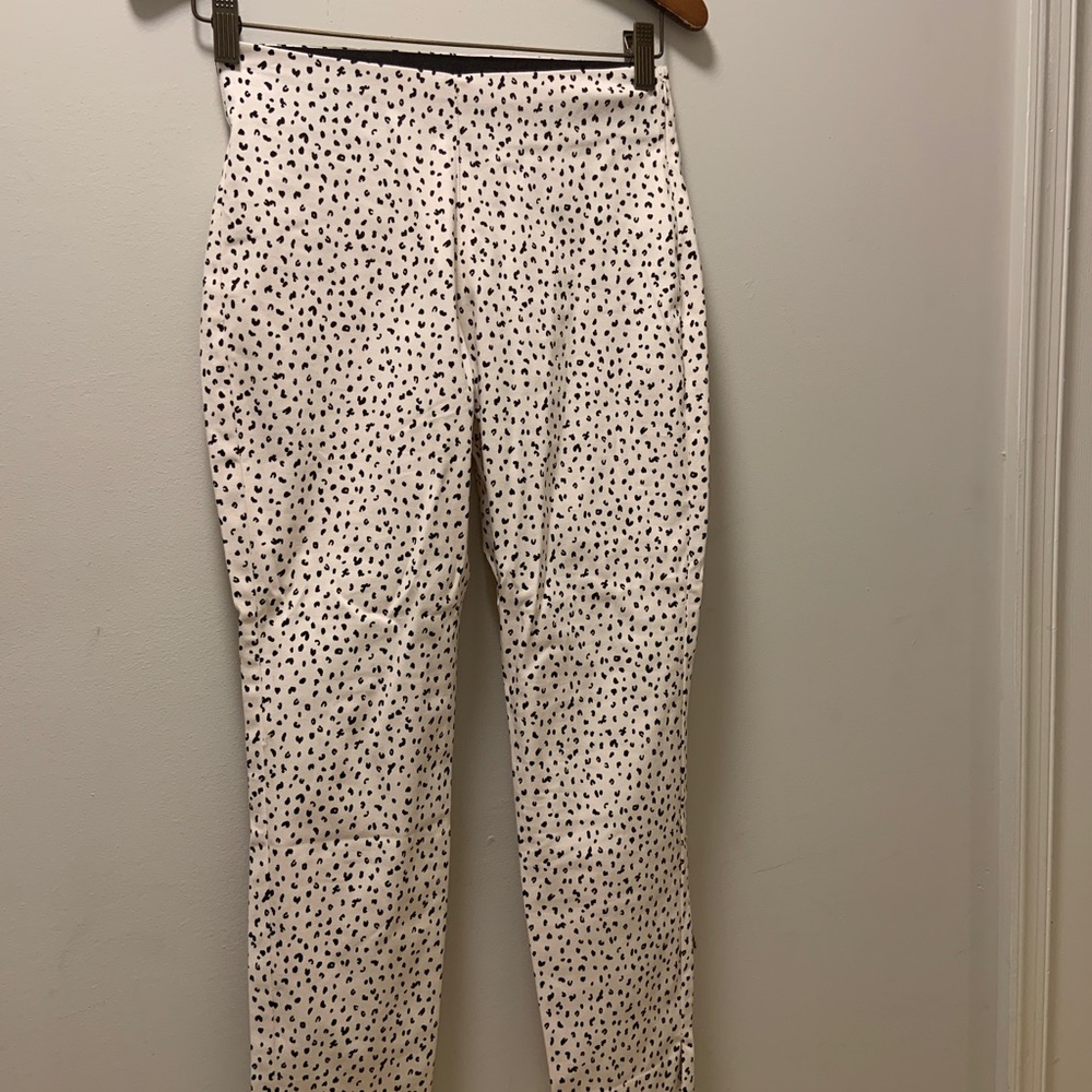 Old Navy Pixie Pant